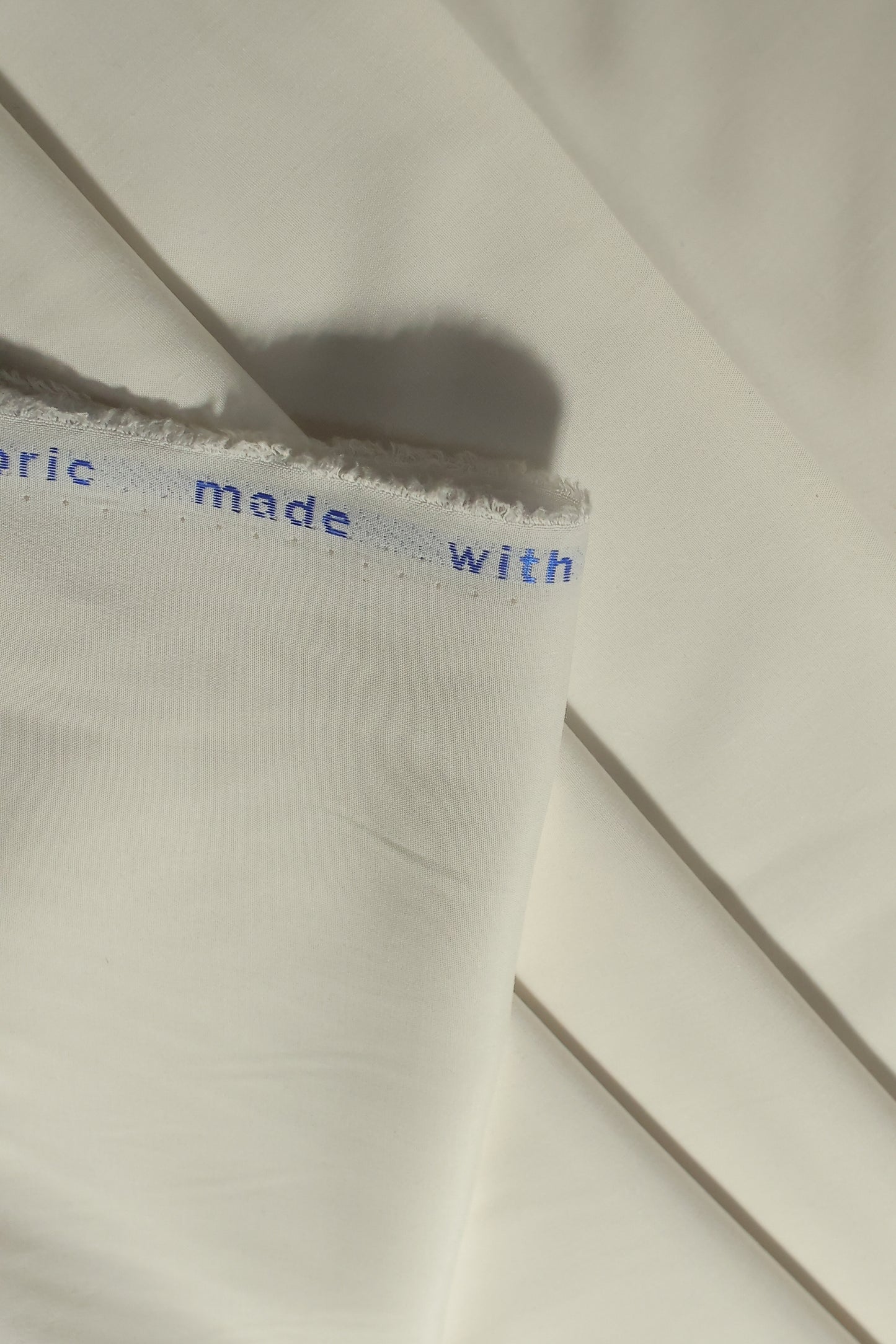 Off White Sheen Suiting